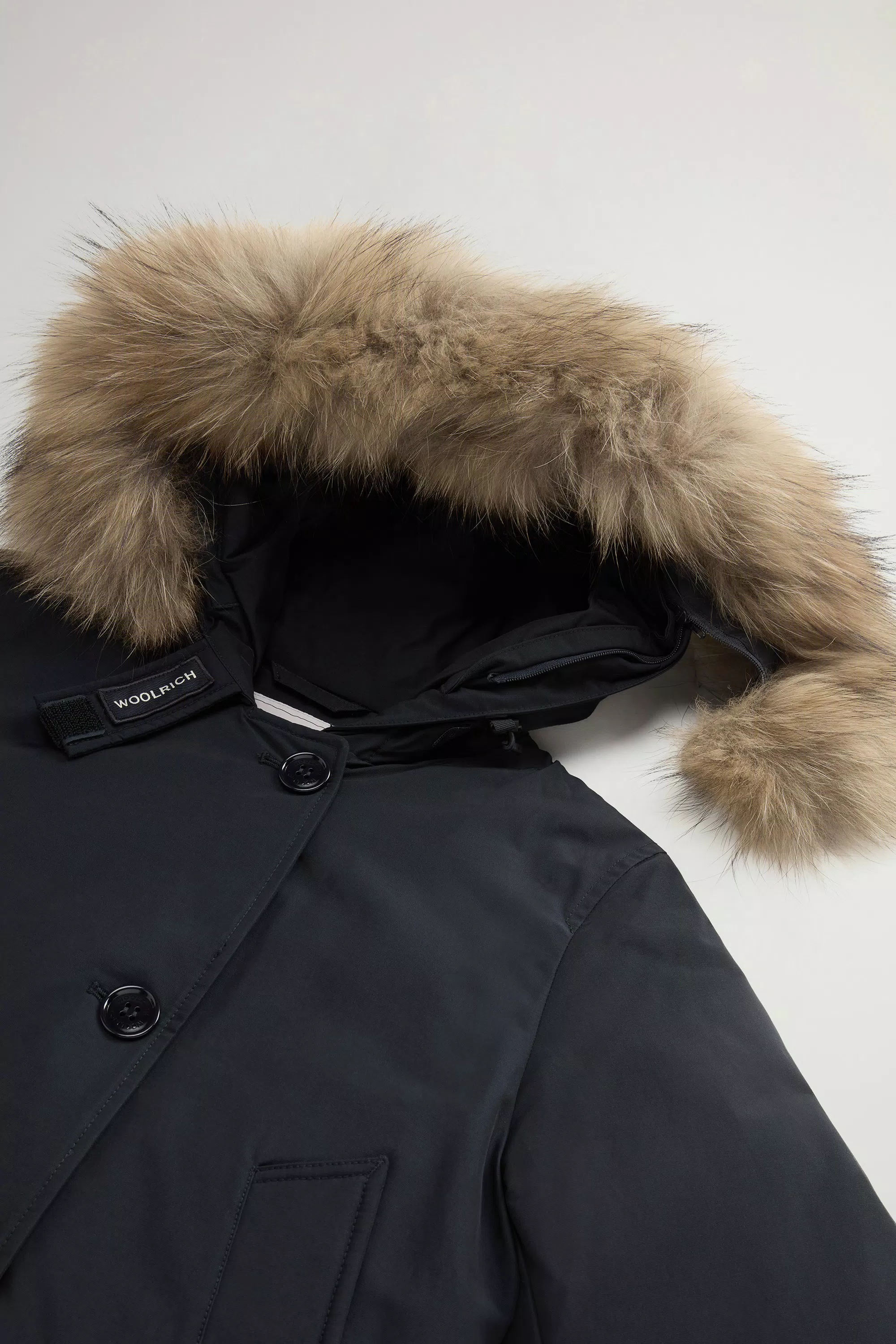 Parka Ártica en Tela Ramar con Cuatro Bolsillos y Forro de Piel Desmontable - Azul Marino Oscuro