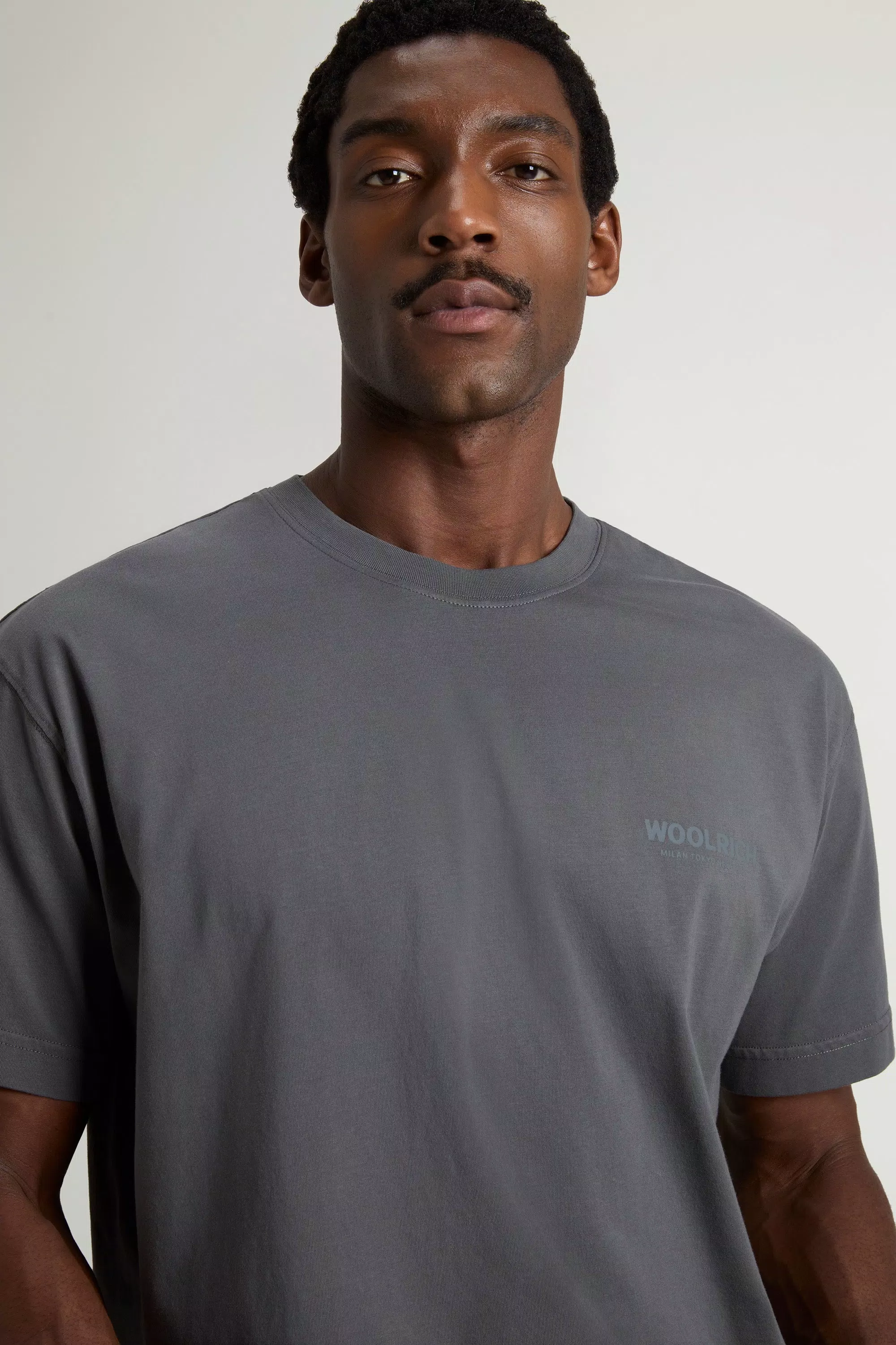 Camiseta de Algodón Puro con Logotipo - Sombra Gris