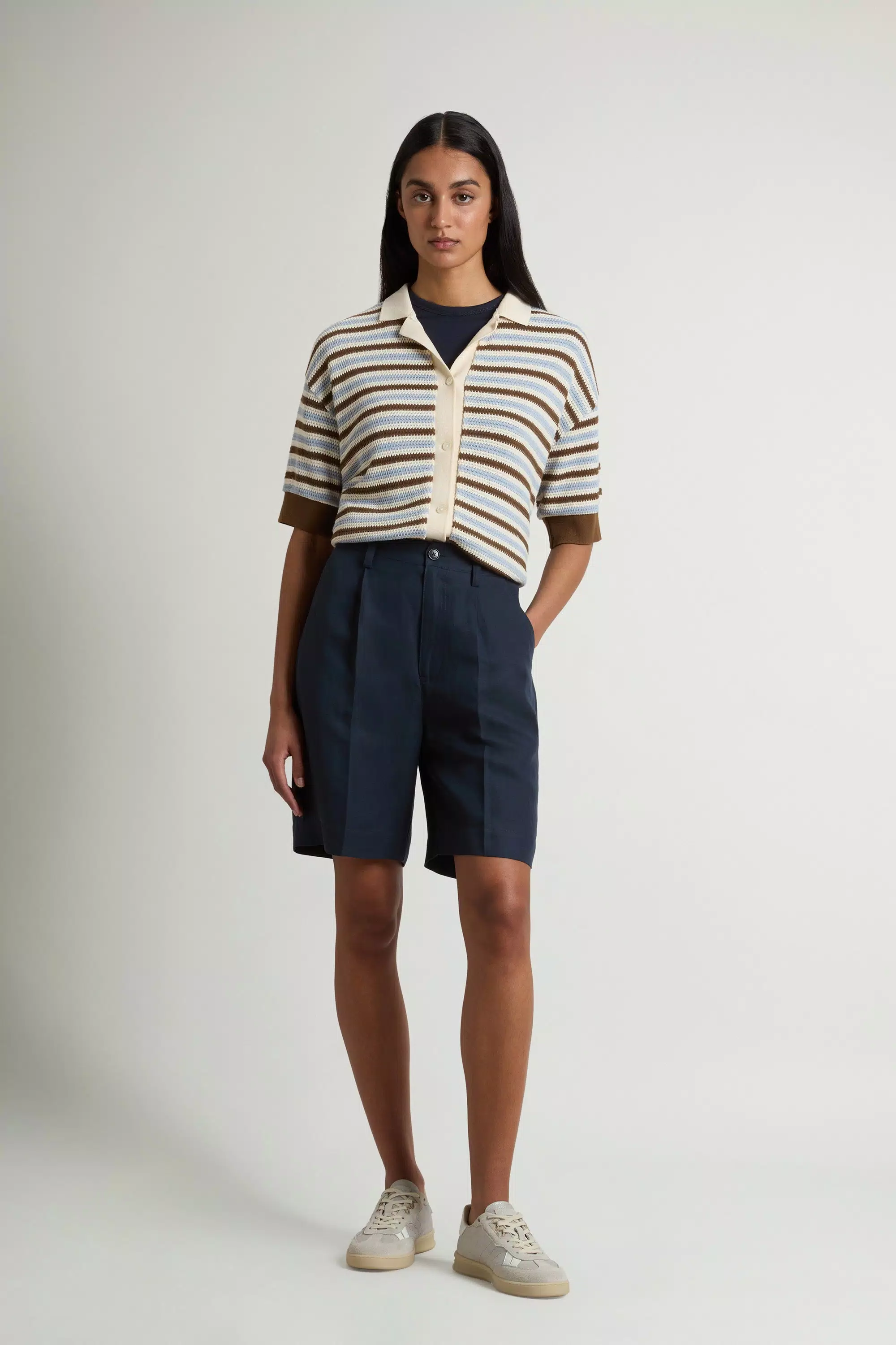 Pantalones cortos de mezcla de lino con pliegues - Azul Melton