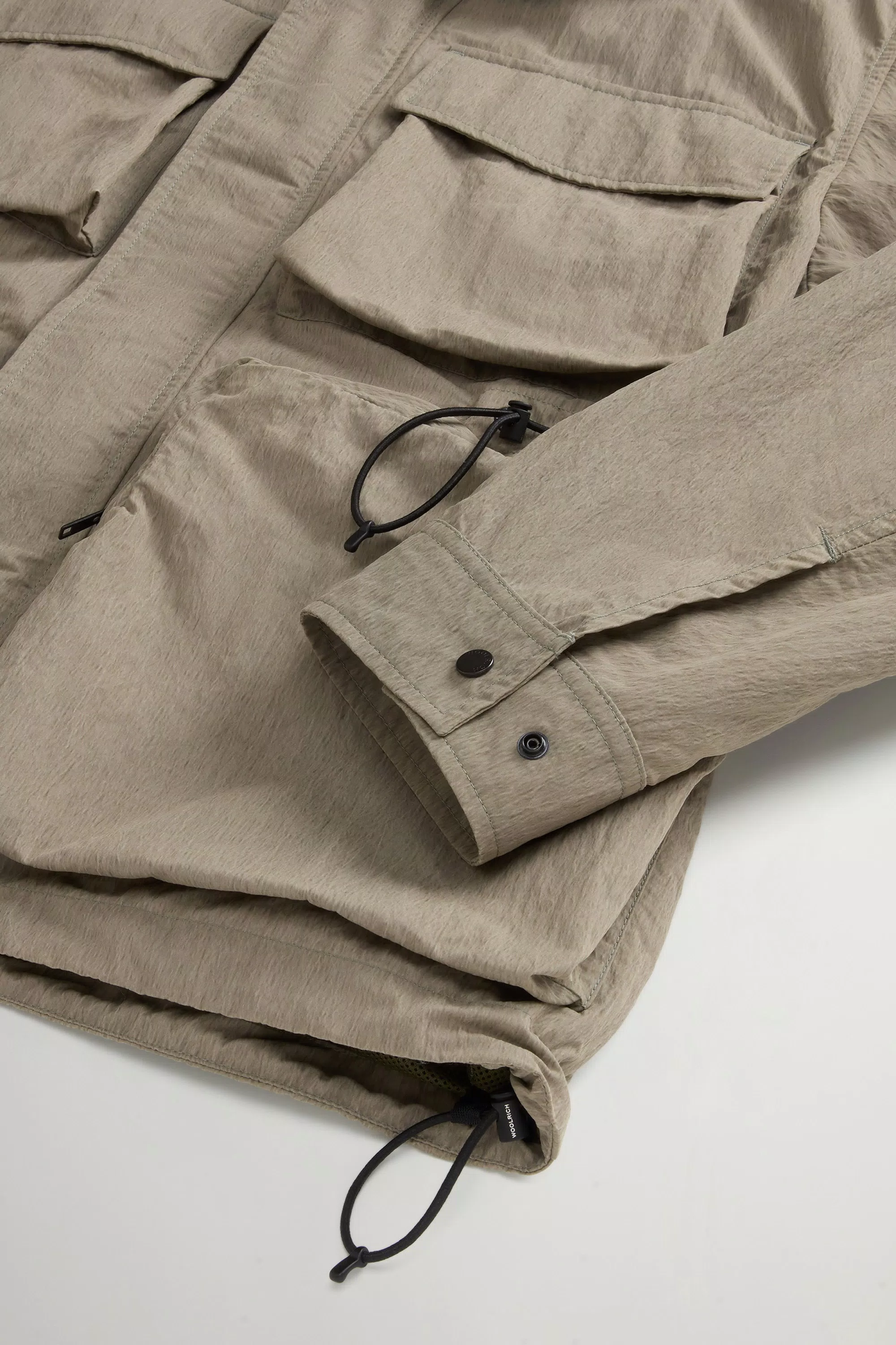 Chaqueta de Nylon Sueded Olmetex con Motivo Desgastado - Oliva Humo