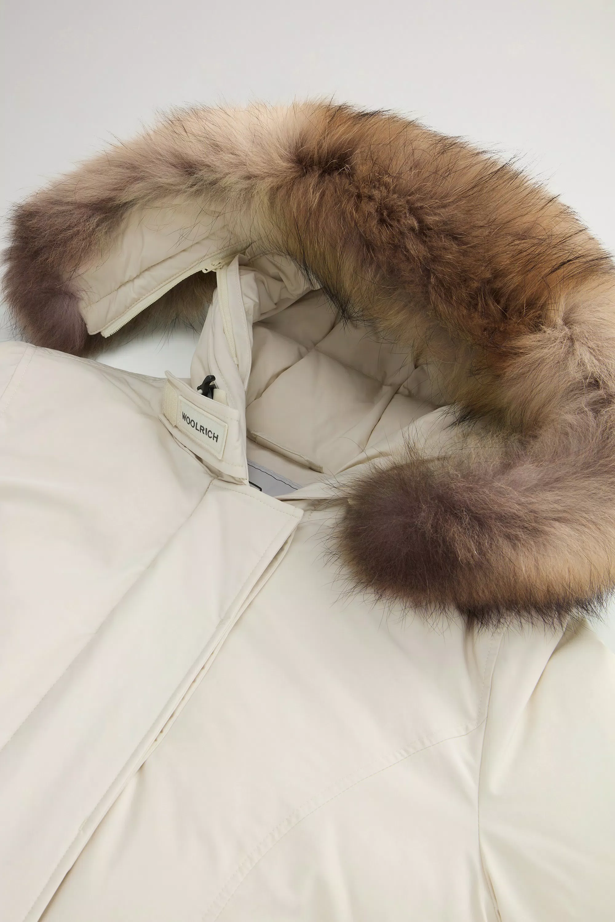 Parka Ártica con Toque Urbano y Piel Desmontable - Crema Leche