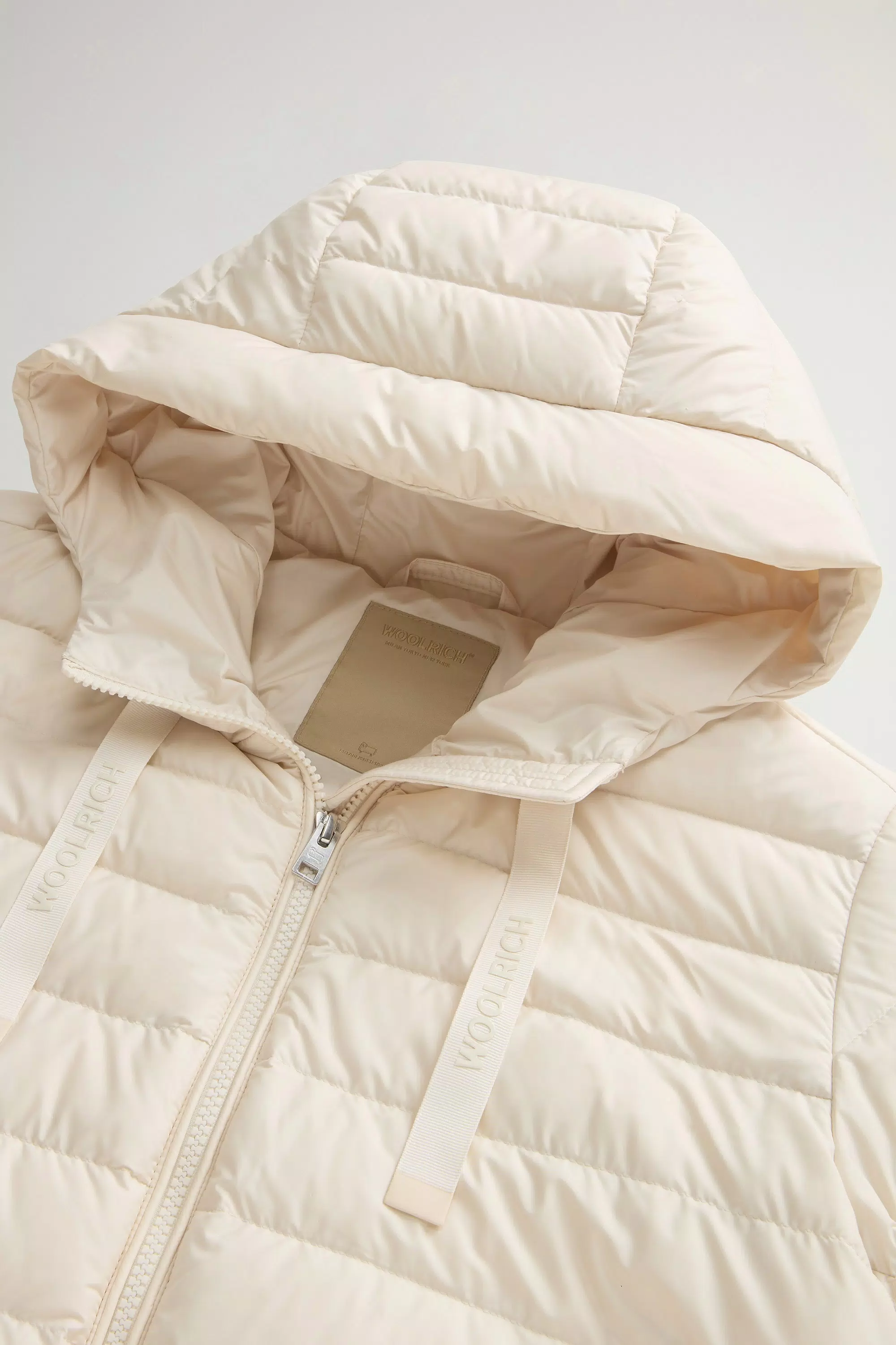 Chaqueta ligera con capucha de plumón en microfibra - Crema Leche