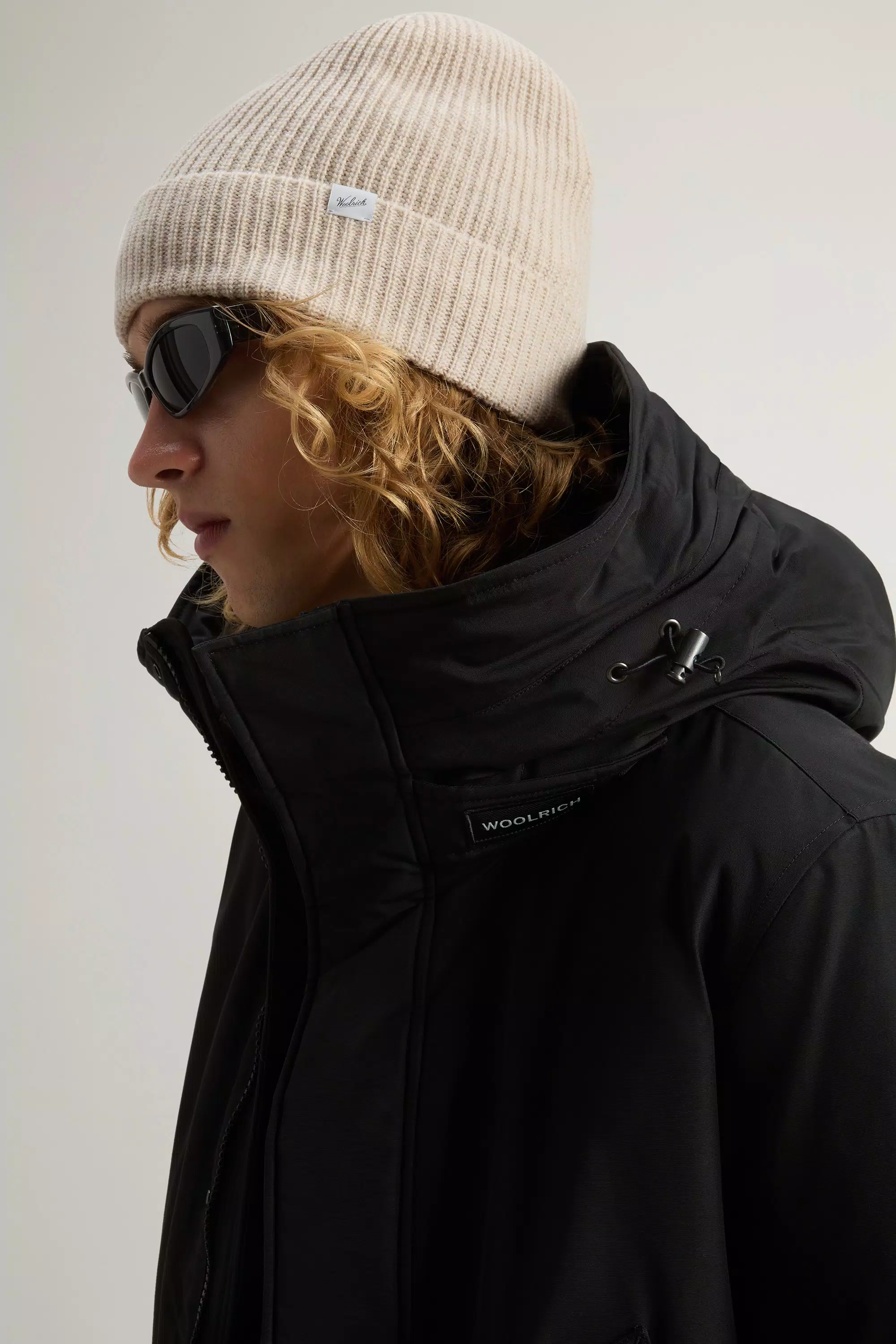 Parka Polar en Tela Ramar con Cuello Alto y Borde de Pelo - Negro
