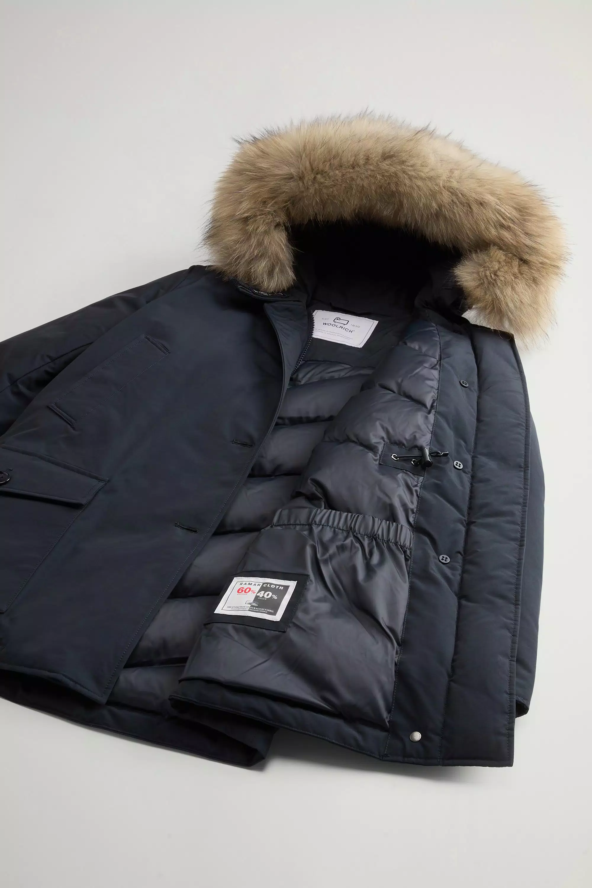Parka Ártica en Tela Ramar con Cuatro Bolsillos y Forro de Piel Desmontable - Azul Marino Oscuro