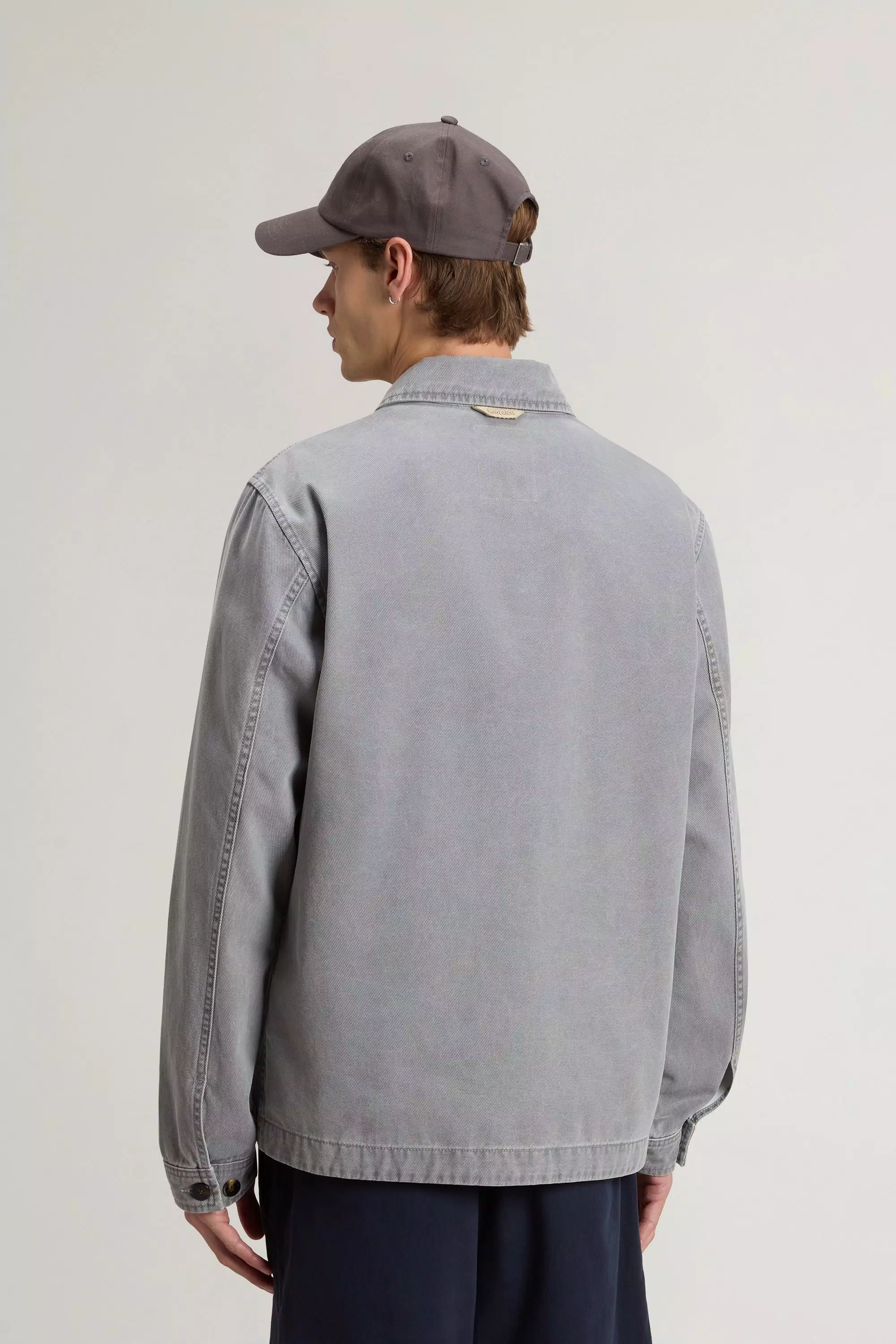 Chore Overshirt de Gabardina de Algodón Puro Recubierta con Resina - Niebla de Ash Harbor