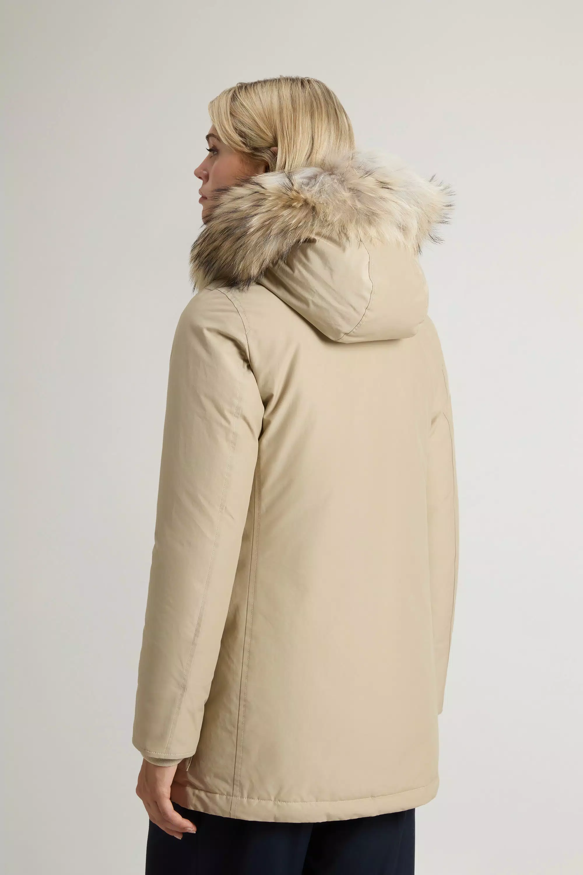 Parka Ártica en tela Ramar con Cuatro Bolsillos y Forro de Piel Desmontable - Tana Oxford